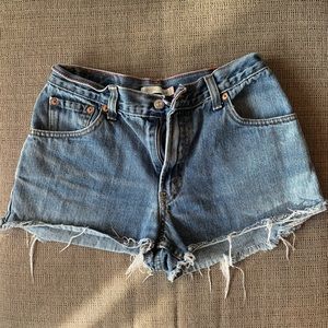 Levi’s Cut Off Shorts